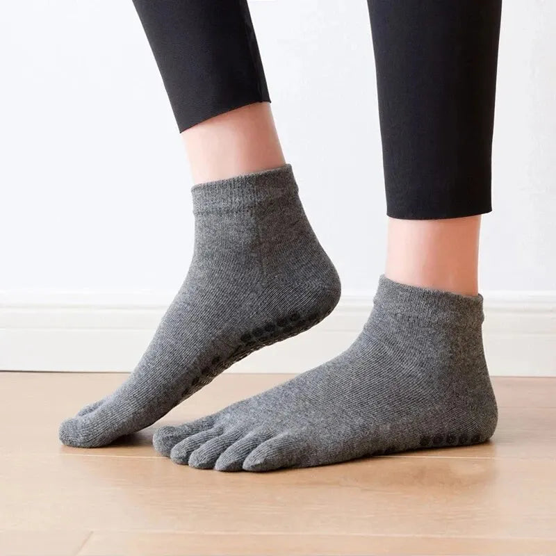 Breathable Pilates Socks with Five Toes